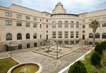 Edificio de Rectorado de la Universitat de València.